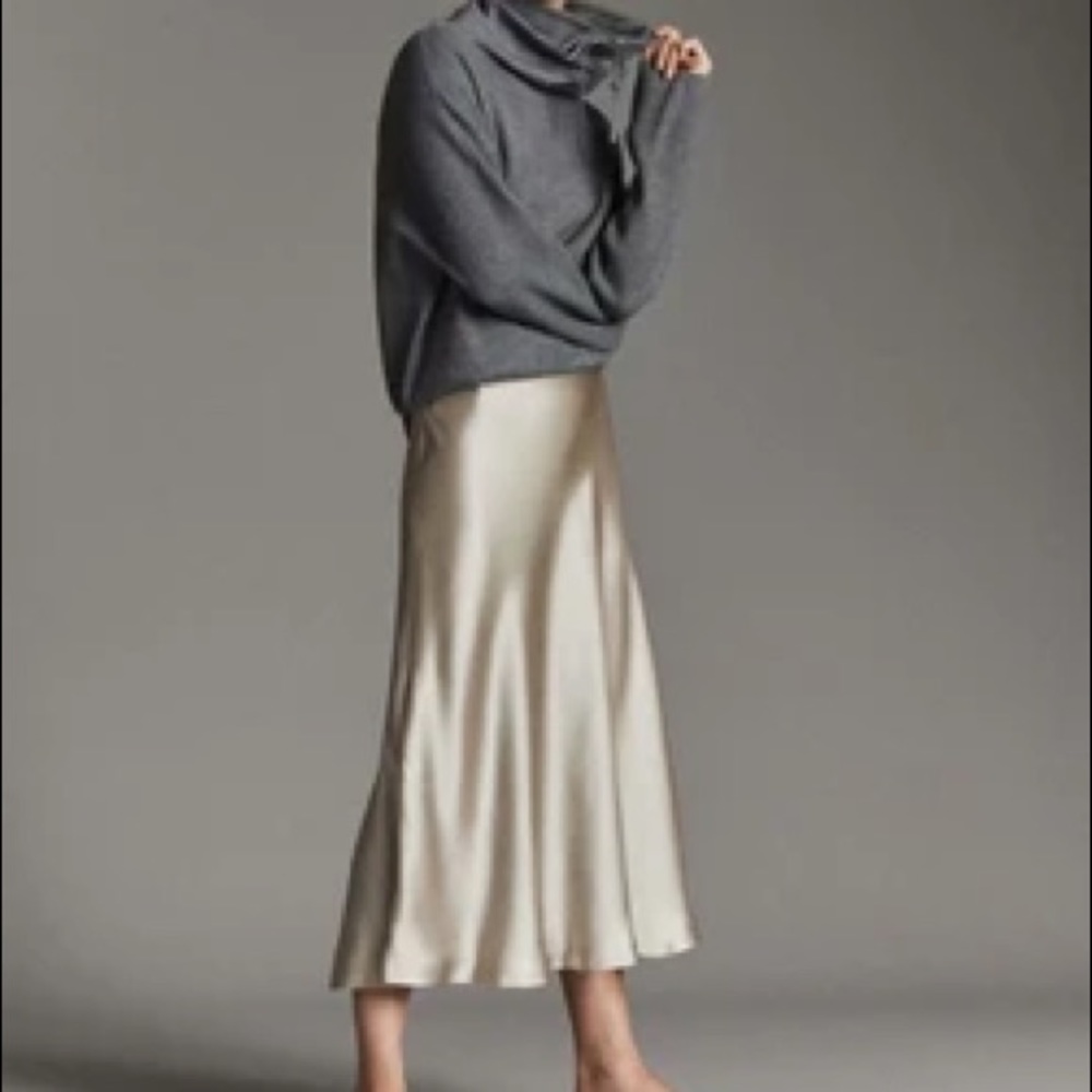 It’s Juliet Landry Satin High Waist Satin Skirt M Medium NWT
